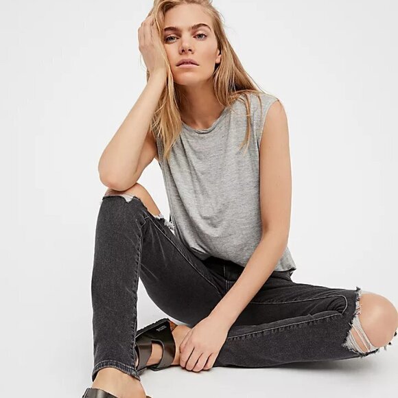 LEVI'S 721 High Rise Skinny Distressed Split Knee Black Washed Jeans Size 28 - Picture 1 of 4